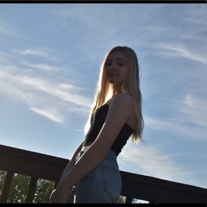 Meet your Posher, Ava